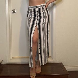 🔴Stripe maxi skirt